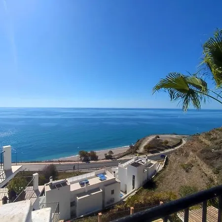 Amazing 2 Bedroom 2 Bathroom In Ladera De Mar, Nerja شقة
