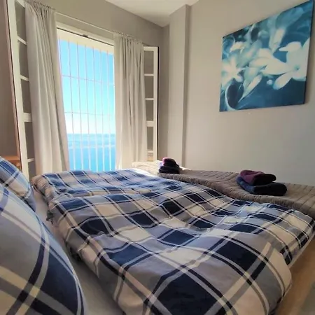 Amazing 2 Bedroom 2 Bathroom In Ladera De Mar, Nerja Apartmán Màlaga