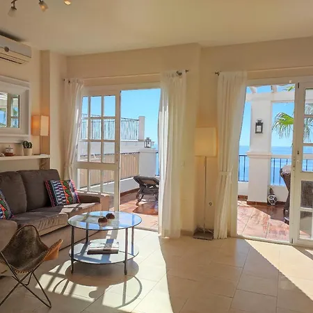 Amazing 2 Bedroom 2 Bathroom In Ladera De Mar, Nerja * مالقة
